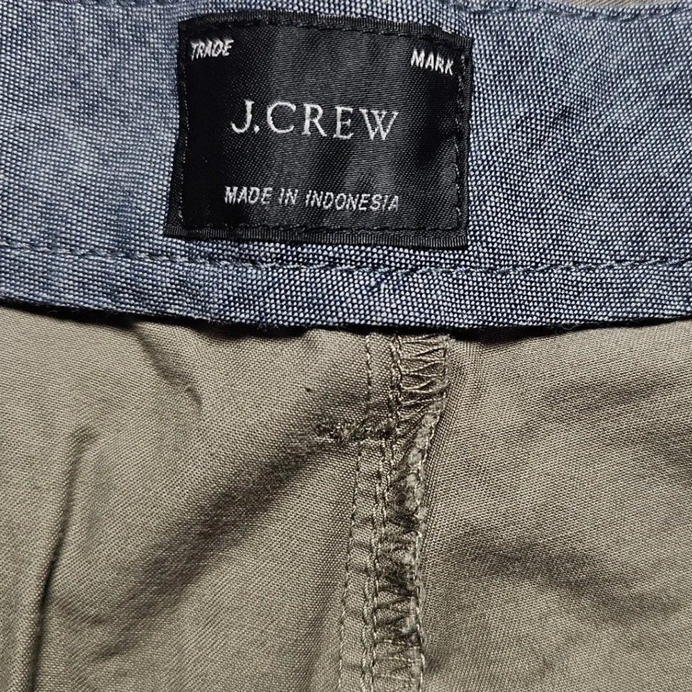 J.Crew Re-Imagined Mens Olive Green Stretch Chino Shorts 38 x 10.5 Flat Front